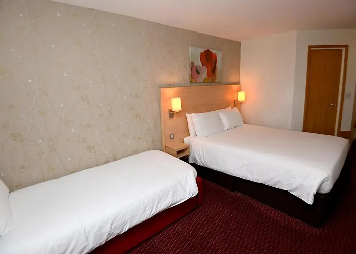 Meadow Farm Redditch By Marstons Inns