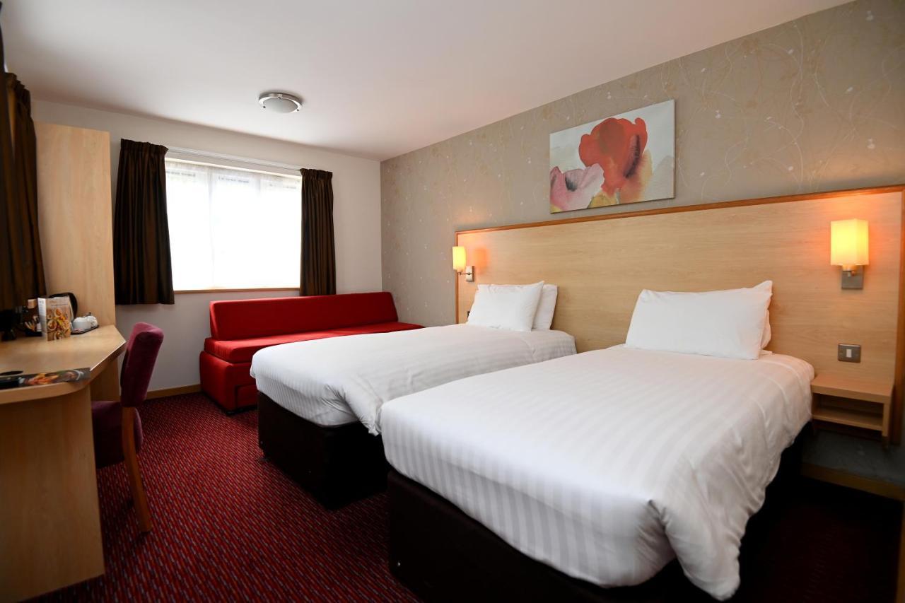 Meadow Farm By Marstons 3*